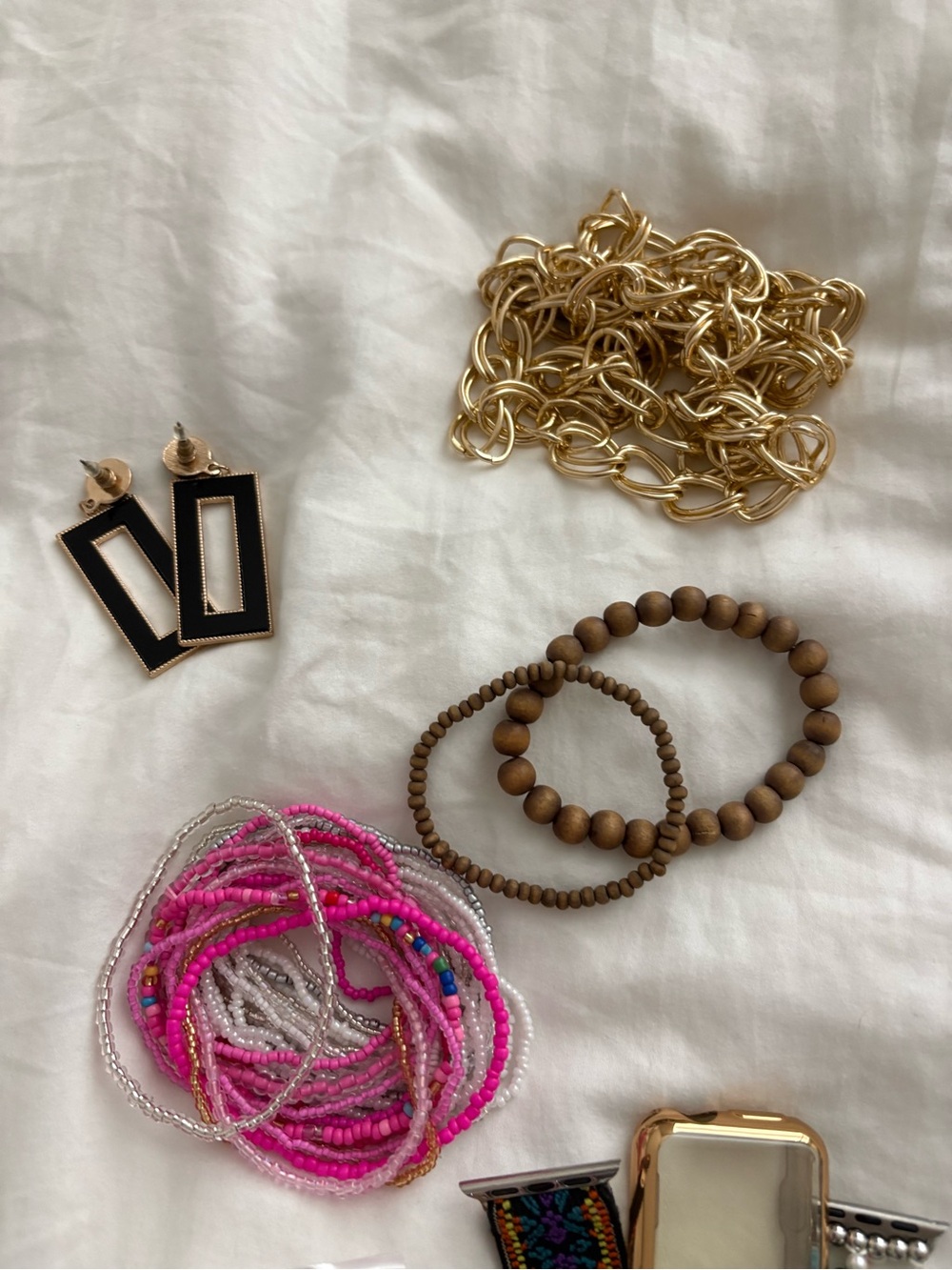 Assorted Women's Jewelry Bundle - Picture 3 of 6